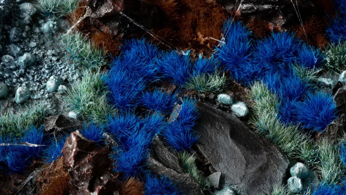 Gamers Grass Alien Blue - Image 3