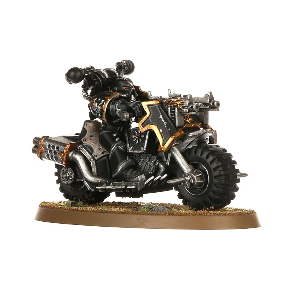 Chaos Space Marines: Chaos Bikers - Image 3