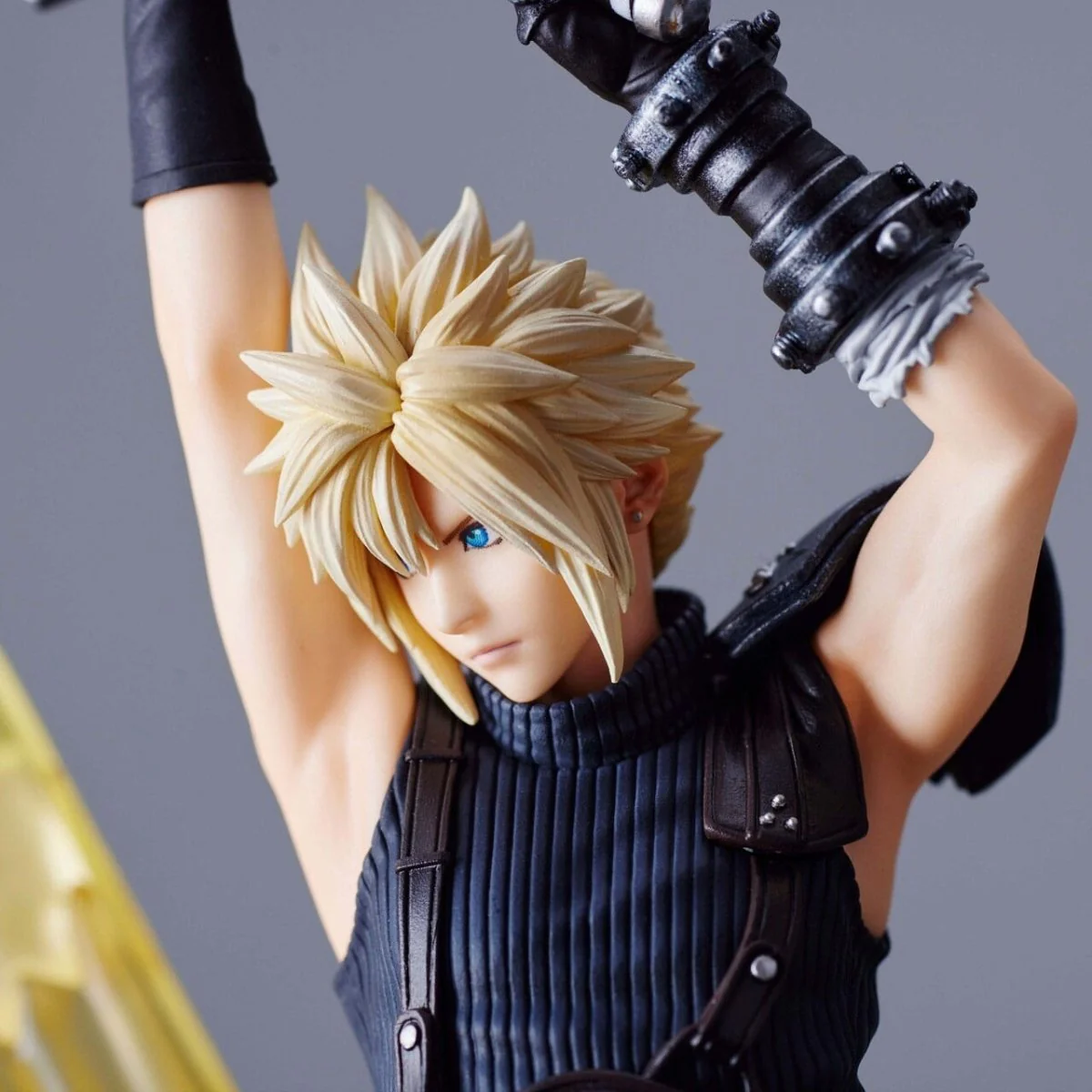 Final Fantasy VII Rebirth PVC Figure - Cloud Strife 30cm - Image 5