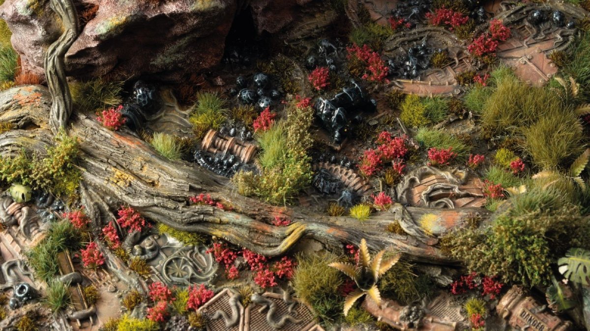Gamers Grass - Poppy Tiny Flowers - Image 2
