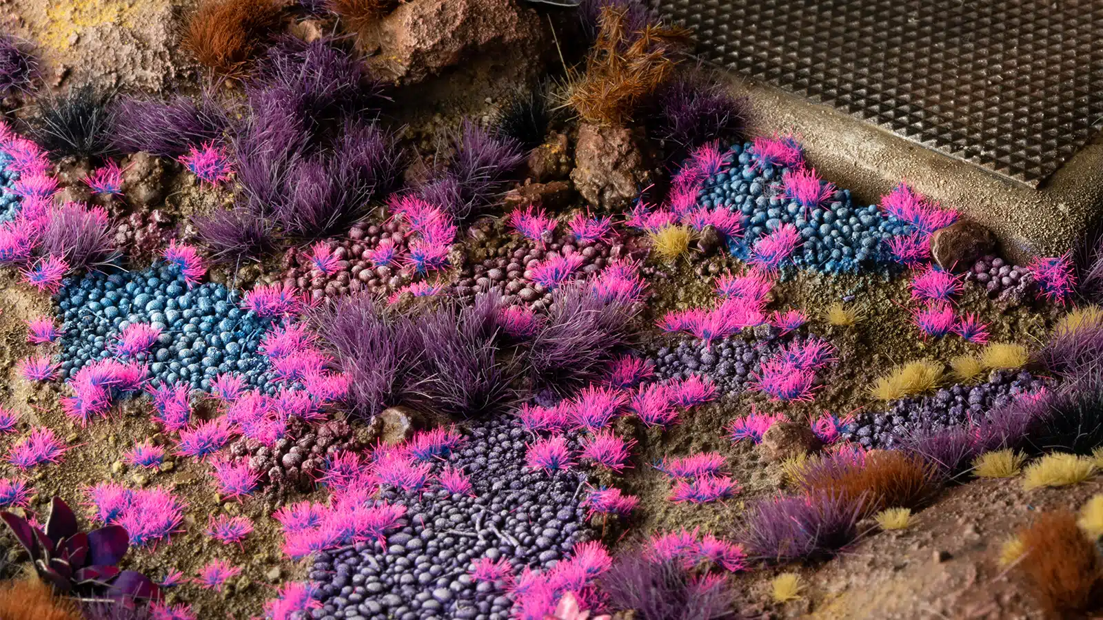 Gamers Grass Tiny Tufts - Alien Neon - Image 3
