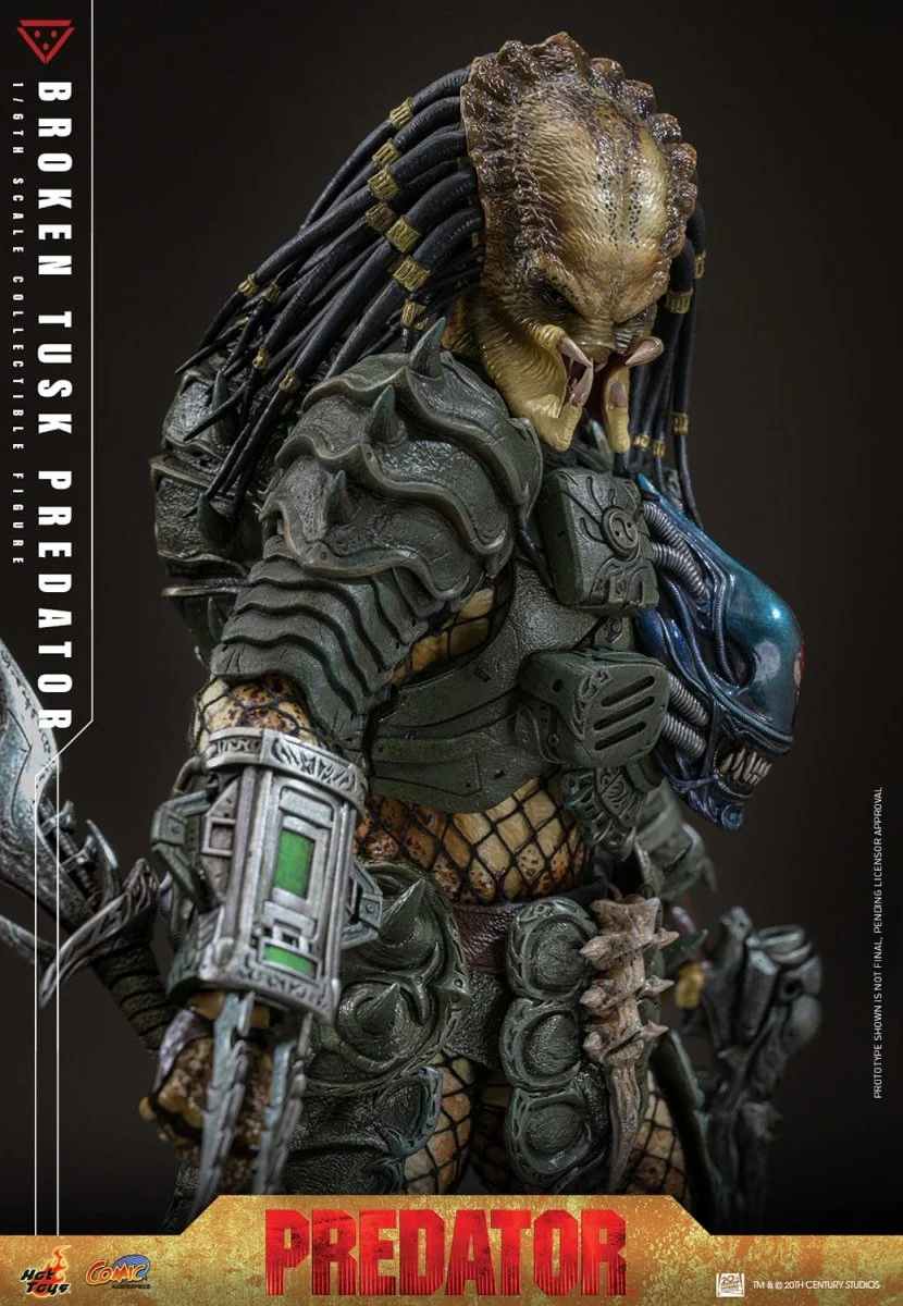 Hot Toys Alien vs. Predator: Comic Masterpiece Broken Tusk Predator 35cm - Image 10