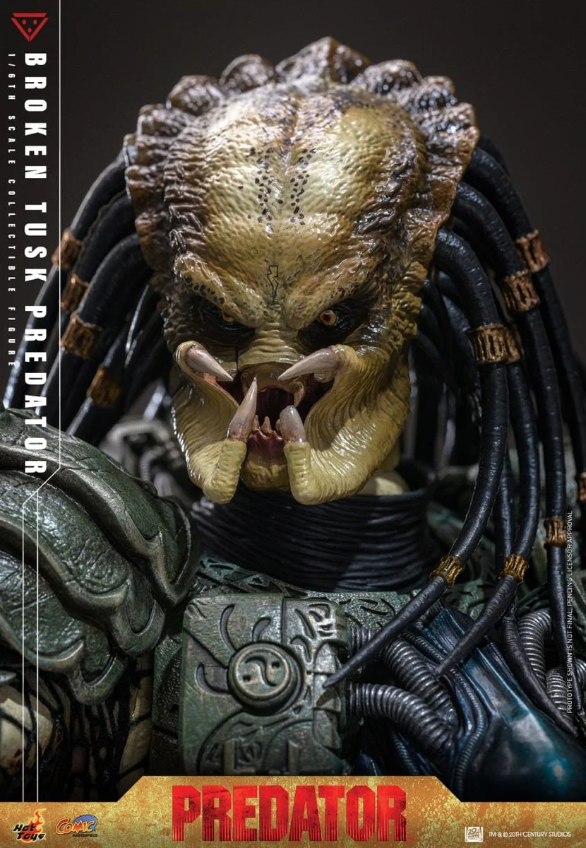 Hot Toys Alien vs. Predator: Comic Masterpiece Broken Tusk Predator 35cm - Image 5