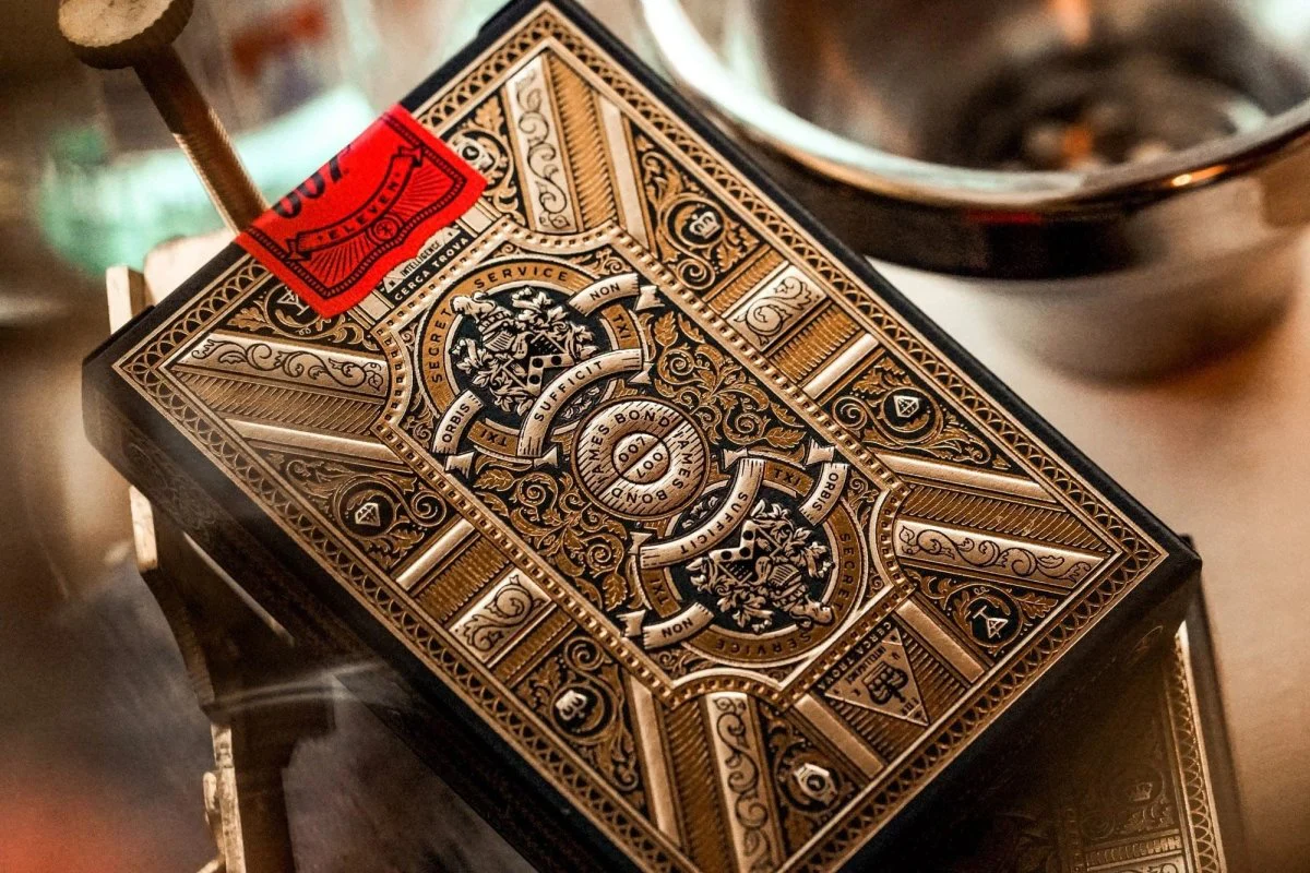 Theory 11 - James Bond 007 Playing Cards - Image 9