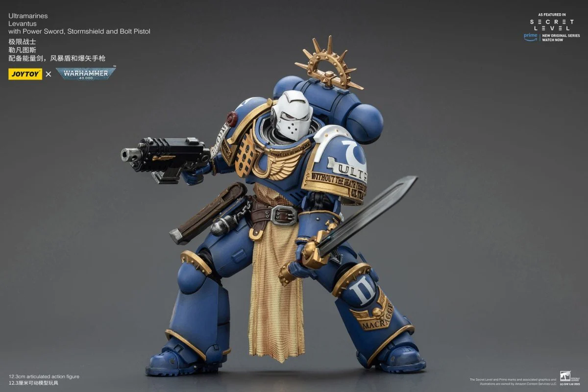 Joy Toy Warhammer 40k: Ultramarines Levantus with Power Sword, Stormshield and Bolt Pistol 13cm - Image 11