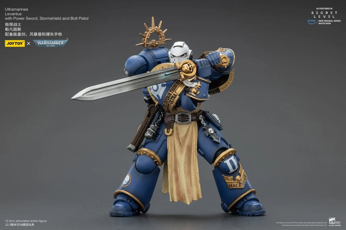 Joy Toy Warhammer 40k: Ultramarines Levantus with Power Sword, Stormshield and Bolt Pistol 13cm - Image 12