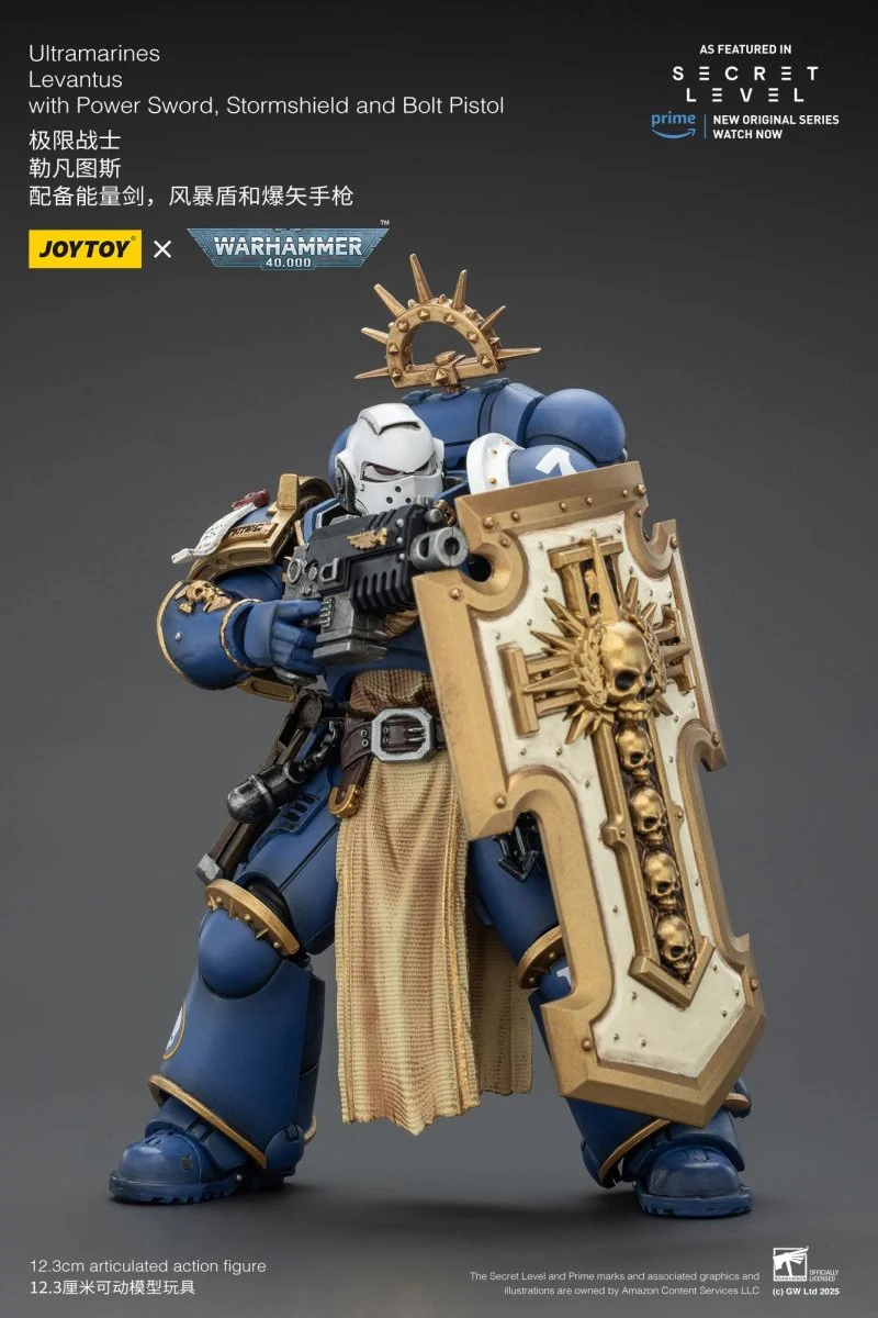 Joy Toy Warhammer 40k: Ultramarines Levantus with Power Sword, Stormshield and Bolt Pistol 13cm - Image 9