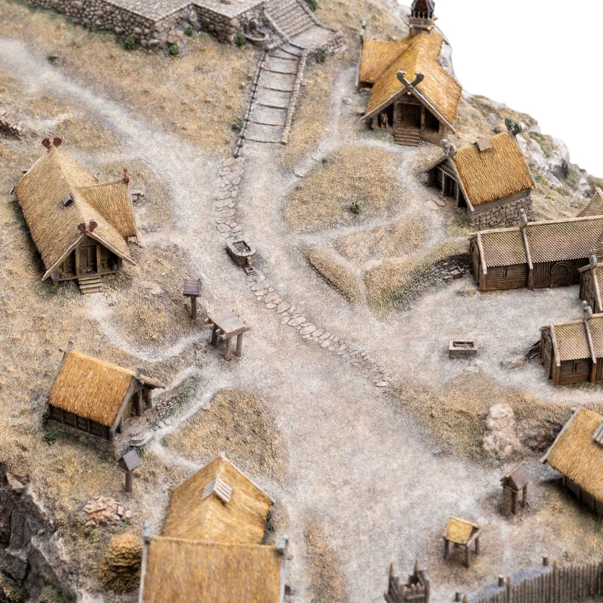 Lord of the Rings Statue Edoras - Limited Edition 15cm ETA 28 Days - Image 5