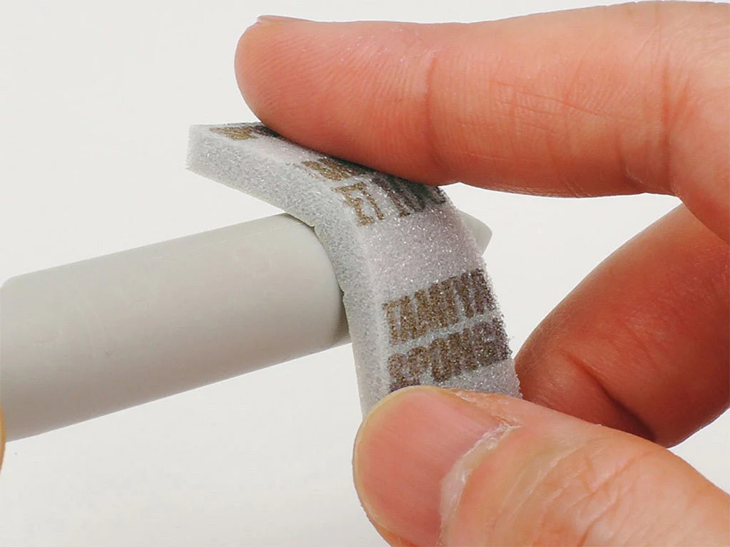 Tamiya Sanding Sponge Sheet 600 - Image 2