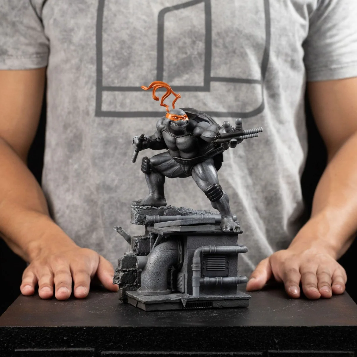 Teenage Mutant Ninja Turtles Michelangelo Black and White Variant 26cm ETA 28 Days - Image 12