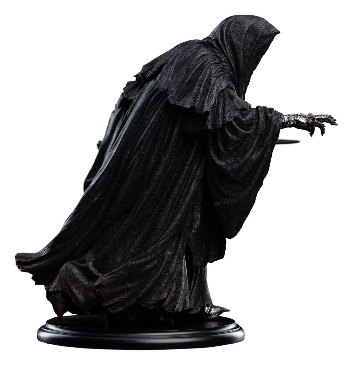 The Lord of the Rings Mini Statue Ringwraith at the Prancing Pony 18cm ETA Dec 2026 - Image 6
