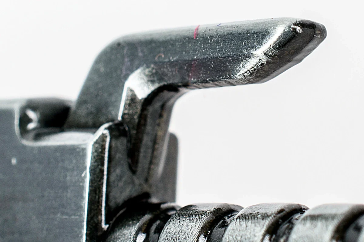 Warhammer 40,000: Adeptus Astartes Chainsword Bottle Opener - Image 6