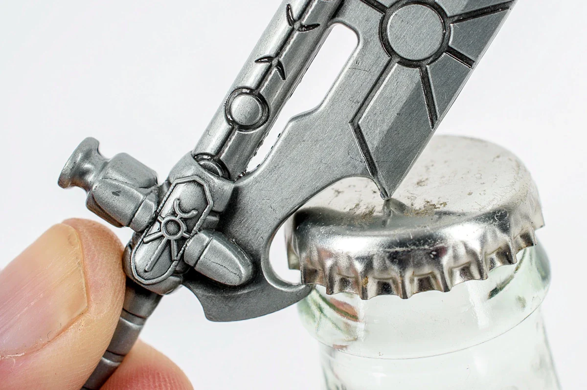 Warhammer 40,000: Necron Hyperphase Sword Bottle Opener - Image 11