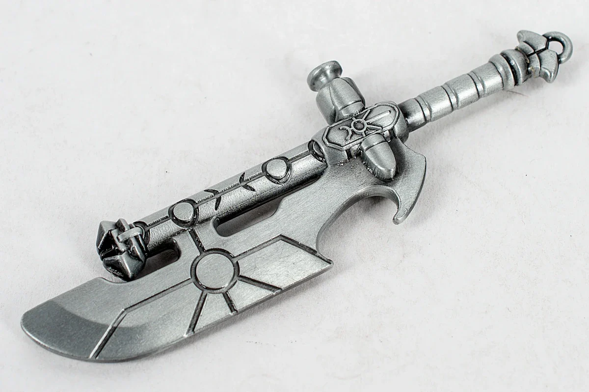 Warhammer 40,000: Necron Hyperphase Sword Bottle Opener - Image 12