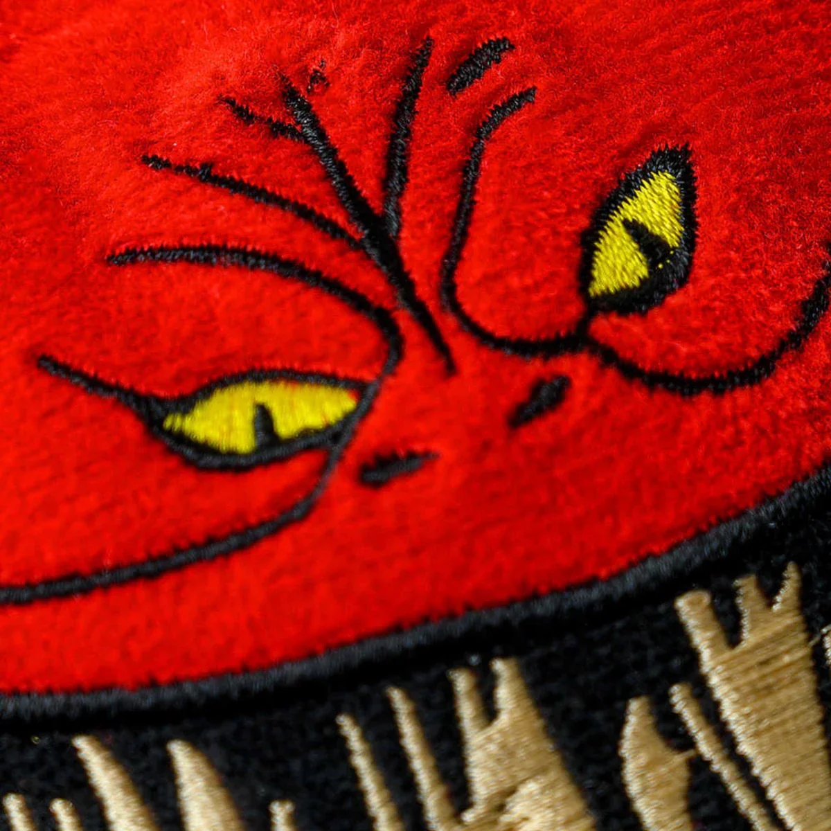 Warhammer 40000: Red Squig Slippers - Image 4